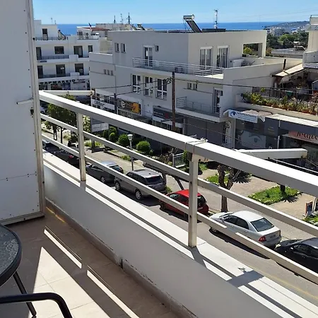 Апартаменты Efremias Place